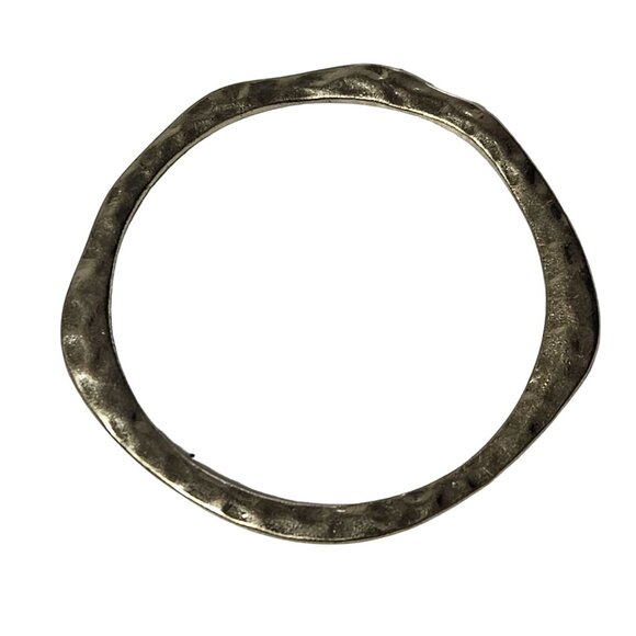 Handcrafted Elegant Textured Bangle Bracelet Silver Tone Classic Fashion Jewelry - Picture 1 of 3